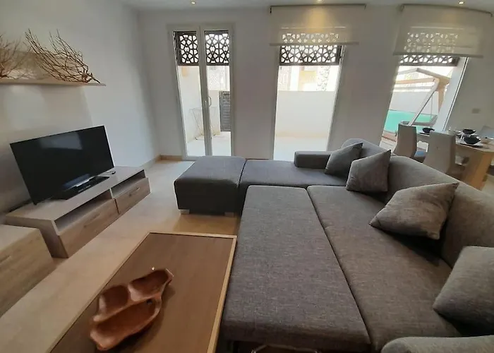 Nayah Stays, Beautiful 3-bedroom Vacation بيت للعطل