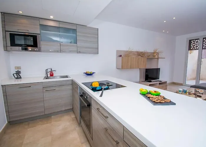 Nayah Stays, Beautiful 3-bedroom Vacation بيت للعطل