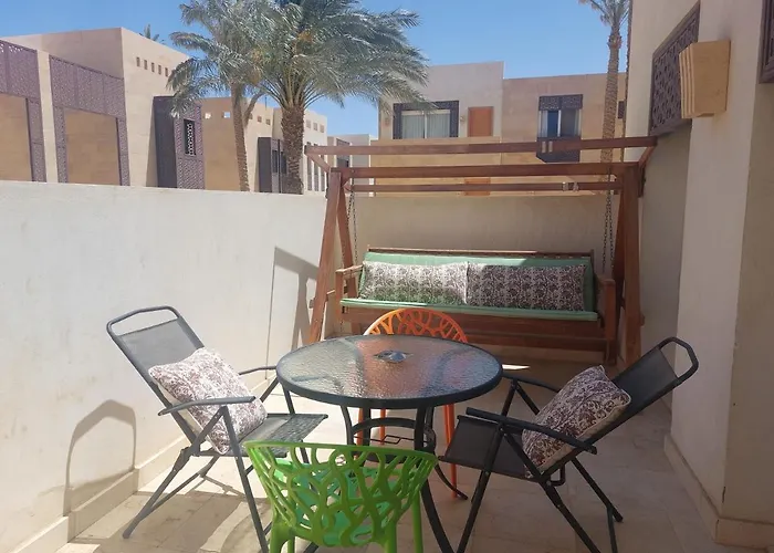 Nayah Stays, Beautiful 3-bedroom Vacation الغردقة
